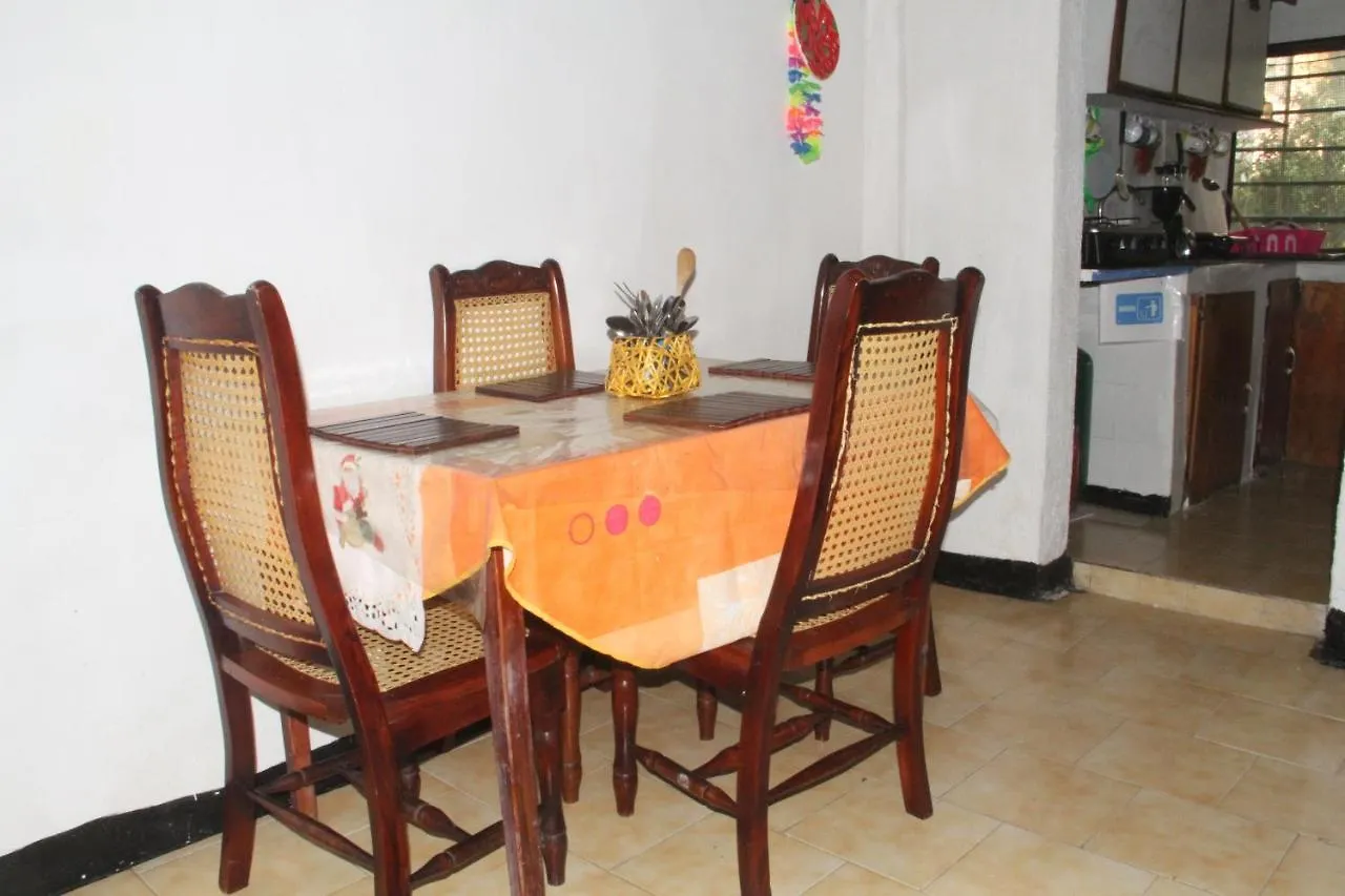 Guest house Green Sea Inn San Luis Cueva de Morgan Colombia